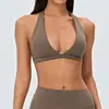 Top de tirantes cruzados para mujer, con almohadillas extraíbles en el pecho, escote en V pronunciado, diseño de espalda bonito, ropa interior de fitness, sujetador deportivo para Pilates