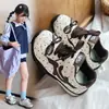 Novedad Otoño 2026 Moda Lunares Zapatos Deportivos Suela Suave para Niños 6-12 Años Niñas Antideslizantes Ligeros Zapatos para Correr