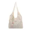 Bolso de Lona Nuevo de Lunares para Verano, Bolso de Hombro de Gran Capacidad, Bolso Lindo con Decoración de Flores para Llevar en la Mano o Debajo del Brazo