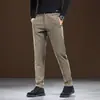 Novas Calças de Veludo Cotelê para Homens Outono/Inverno 2026, Marca da Moda Slim Fit Business Casual, Fashionáveis e Confortáveis