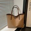 Bolso de Hombro Doble Cara Tejido Moda Retro Gran Capacidad 2025 Nuevo Casual Color Sólido Hombro Axila de Mano Tote para Mujer
