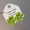 Pendientes de flores de primavera y verano para mujer, con aguja de plata S925, elegantes y femeninos, con pintura en aerosol de metal y cinco hojas.