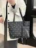 Bolsa Tote Europeia e Americana Retrô de Grande Capacidade, Moderna e Personalizada para Mulheres 2026 Casual Nova Tendência Bolsa de Mão para o Dia a Dia Bolsa de Ombro