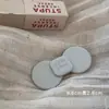 Elegante presilha frontal com design de bico de pato, presilha lateral fofa para fios soltos, pequeno grampo floral estilo Chanel, novo modelo 2026 de acessório de cabelo