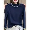 Camiseta de algodón puro de alta gama con diseño de dos piezas falsas de manga larga para mujer, nueva moda versátil 2026 en color azul marino, estilo otoñal moderno
