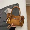 Bolsa de mão vintage de camurça transfronteiriça para mulheres, nova bolsa saco outono e inverno 2026, bolsa de ombro e transversal de grande capacidade