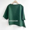 Série Plissada Estilo Miyake Japonês e Coreano Manga Curta Feminino Estilo Urbano Slim Fit Top Alta Qualidade Tt Meia Manga