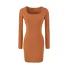 Vestido Preto Quadrado Europeu e Americano Garota Picante Feminino Outono Justo Emagrecedor Manga Longa Interna Saia Curta Sexy Que Marca o Quadril