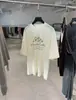 DestaqueYuran 26 Nova Coleção de Início de Outono: Camiseta Oversized de Manga Curta com Estampa de Coquetel, Lavada com Enzimas de Ar, de Linho e Algodão