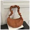 Bolsa de Axila Plissada Fosca Moderna e Única para Mulheres, Bolsa de Ombro de Grande Capacidade Estilo Coreano, Bolsa Nuvem Versátil Casual Retrô