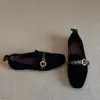 Sapatos Mocassins Quadrados Slip-On Estilo Retro Old Money Francês para Mulheres 2026 Inverno Nova Moda Fivela de Cinto Mocassins Baixos