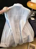 Diseñada con un Parche de Mariposa en la Espalda, Camisa de Protección Solar Azul de Manga Larga para Mujer, Camisa Chaqueta Superior Delgada Suelta de Verano