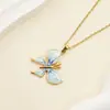Suministro exclusivo transfronterizo de Amazon de collares con colgante de mariposa de acero inoxidable esmaltado, joyería colorida con goteo de aceite de la fábrica de origen