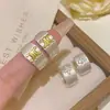 Pendientes de Moda de Aguja de Plata 925 con Cubos de Perla de Venta Caliente Pendientes Dulces de Nicho de Gama Alta Pendientes de Diseño Exquisito