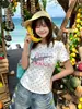 Camiseta de Manga Corta con Estampado de Letras de Lunares Estilo Americano para Mujer, Nuevo Top Casual Ajustado para el Verano 2026