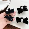 Pinza Agarradera para el Cabello con Lazo de Terciopelo Coreano para Mujeres Pinza Agarradera Dulce para Flequillo Pinza de Tiburón Accesorios para el Cabello al por Mayor