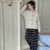 Conjunto de suéter de punto trenzado para niña, estilo primavera/otoño, nueva colección 2026, para niños mayores, con un look relajado y elegante, con un conjunto de dos piezas que incluye pantalones de cuadros