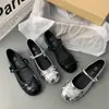 Zapatos Planos Plateados Bajos Estilo Ballet para Mujer, Nuevo Modelo Primavera 2026, Adecuados con Faldas, Zapatos Mary Jane Franceses, Zapatos Pequeños de Cuero