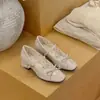 Sapatos Mary Jane Estilo Francês com Bico Baixo, Elegante Novo Modelo 2026, Sapatos de Couro com Fivela Única e Laço, Salto Alto Suave para Primavera
