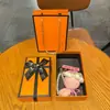 Chaveiro de Flor de Crochê em Buquê, Pingente Criativo e Fofo para Bolsa de Buquê, Presente de Feriado Prático Atacado