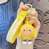 Llavero de coche de fiesta de muñeca de huevo de dibujos animados para mujer, muñeca linda, pareja, colgante para mochila, llavero, regalo para niños, venta al por mayor