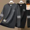 Sudadera con forro polar para hombre, nuevo modelo otoño e invierno 2025, cuello redondo, corte holgado, sin capucha, chaqueta de manga larga para hombre, moderna