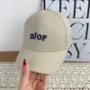 Nueva gorra de béisbol bordada con letra de otoño para hombre y mujer, gorra de pico estilo americano de ala dura, sombrero de sol casual para exteriores de ala corta