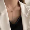 Collar de acero de titanio ligero de lujo a la moda, nuevo estilo europeo y americano, para mujer, estilo coreano sencillo, moderno, personalizado, combinable con todo, estilo Mori, con borlas y cadena de clavícula.