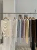 KEKEZOON Lyocell Tencel Ombro Assimétrico Franzido Manga Longa Ultra Macio Cor Sólida Camisa Base T-Shirt Top para Mulheres 8664