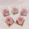 Rosa de Flor Eterna terminada vintage cuadrada base dorada acrílico Caja de regalo Rosa Eterna caja de flores Día de San Valentín Chino Navidad