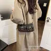 Moda japonesa y coreana bolso pequeño cuadrado minimalista para el día a día 2026 nuevo de otoño para mujer bolso de hombro de gamuza de nicho bolso de axila