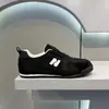 Nuevos Zapatos para Hombre 2026 Primavera y Verano de Caña Baja con Cordones Malla Tenis Blancos Versátiles Suela Suave Transpirables Casuales de Moda