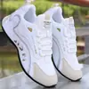 Zapatos de Hombre Nuevo Modelo 2026 Malla Transpirable Deportivos Modernos Casuales Gama Alta Zapatos de Papá Transfronterizos Talla Grande Zapatos de Hombre