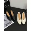 Sapatos Rasos Quadrados Estilo Retro Francês para Mulheres 2026 Novo Modelo Couro Genuíno Versátil Slip-On Confortáveis Sapatos de Vovó