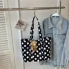 Bolsa Tote Feminina Estilo Coreano Retrô de Bolinhas Grande Capacidade Versátil de Ombro e Mão para Escola Trabalho Compras