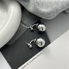 Brincos de bola de alta qualidade estilo metal novo estilo estilo frio um dois peças brincos de metal outono e inverno todos os estilos combinam brincos