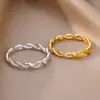 Anillo Minimalista Estilo Ins, Anillo Hueco, Anillo Geométrico de Cobre Chapado en Oro de 18 Quilates, Joyería Unisex al por Mayor