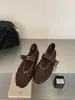 2026 Nuevos Zapatos Planos Mary Jane Tejidos Huecos con Correa Hechos a Mano de Nicho para Mujer