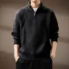Suéter de punto de alta gama estilo retro americano con media cremallera para hombre, nuevo estilo de invierno, corte holgado, color liso, capa base de punto
