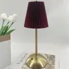 Lámpara de Mesa de Tela Transfronteriza Lámpara de Noche Plegable Estilo Nórdico Lámpara de Mesita de Noche para Dormitorio Lámpara Recargable Lámpara LED de Ambiente Estilo Lujo Ligero