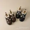 2026 Nuevos Mocasines Cálidos Retro Estilo Francés Británico para Otoño e Invierno con Suelas Gruesas y Zapatos de Piel Forrados de Lana para Mujer