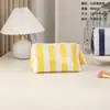 Bolsa de Maquillaje Rayada de PVC Modelo Nuevo 2026 Transfronteriza Bolsa de Almacenamiento Cosmético de Gran Capacidad Bolsa de Maquillaje de Viaje con Bloques de Color