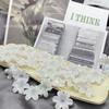 Tiktok nuevo Mabe gradiente soporte de flores de seis pétalos simulación de hojas de árbol flor DIY decorativo accesorios de joyería hechos a mano