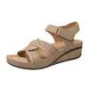 2023 novas sandálias de comércio exterior transfronteiriças plataforma feminina de Velcro de cunha amazônica plus size sandálias de tira em estoque