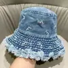 Chapéu de Pescador Estampado com Cruz em Jeans Lavado, Novo Estilo, Estilo Vintage Que Faz o Rosto Parecer Menor, Chapéu Bucket da Moda para Meninas