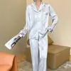 Nuevo pijama de mujer para primavera y otoño, de manga larga y pantalón largo, dulce y lindo conjunto de dos piezas tipo cárdigan de seda sintética, ropa para el hogar