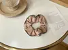 Gomas para el pelo de color sólido retro estilo francés, Scrunchies grandes estilo coreano, Gomas para el pelo de alta elasticidad, Suministro al por mayor, Ventas directas del fabricante