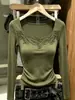 Elegante camiseta de manga larga con cuello cuadrado y encaje oscuro en contraste para mujer, nuevo estilo de principios de otoño, top súper estiloso y adelgazante
