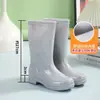 Botas de chuva de mármore antiderrapantes e resistentes ao desgaste, botas de chuva de cano alto, sapatos aquáticos femininos, quentes, adequados para trabalho na cozinha, botas impermeáveis de cano médio, sapatos de borracha