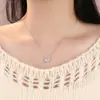 Colar Trevo da Sorte em Prata Pura S999, Novo Estilo de Luxo Leve de Nicho, Corrente para Clavícula com Design Versátil Artístico e Fresco, Dropshipping Disponível